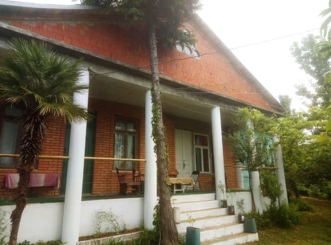 Guesthouse Eco Chakvi Esterno foto