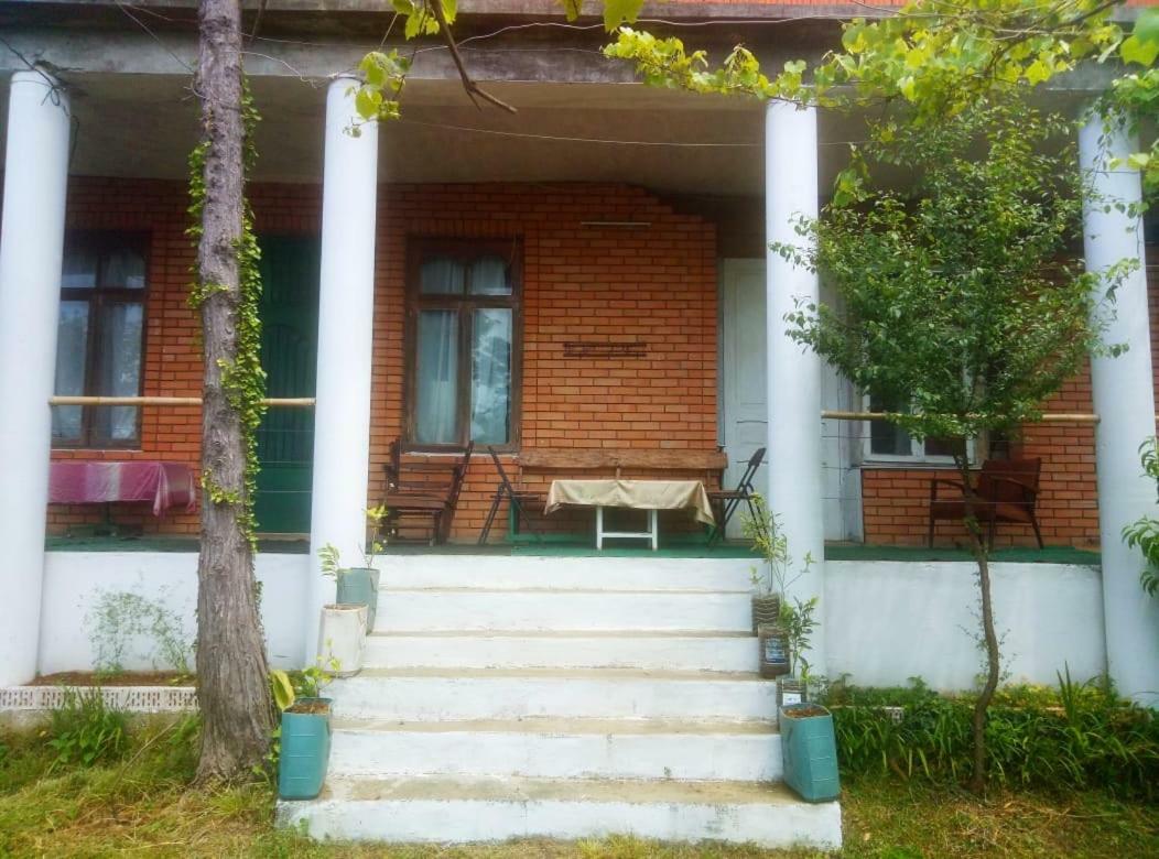 Guesthouse Eco Chakvi Esterno foto